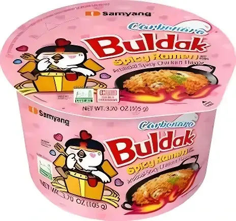 Buldak Carbo (Pembe) – Acılı Tavuk ve Kremalı Ramen (105g Big Bowl)